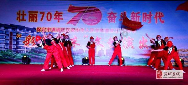 逃离天鹅森林